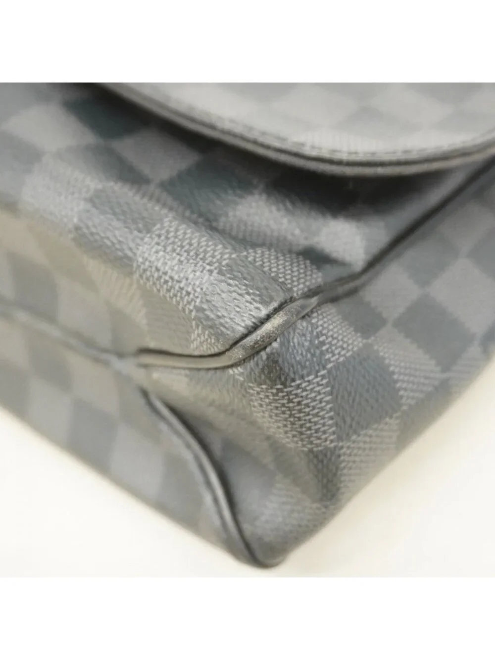 Louis Vuitton Shoulder Bag Damier Graphite District MM Gray Black